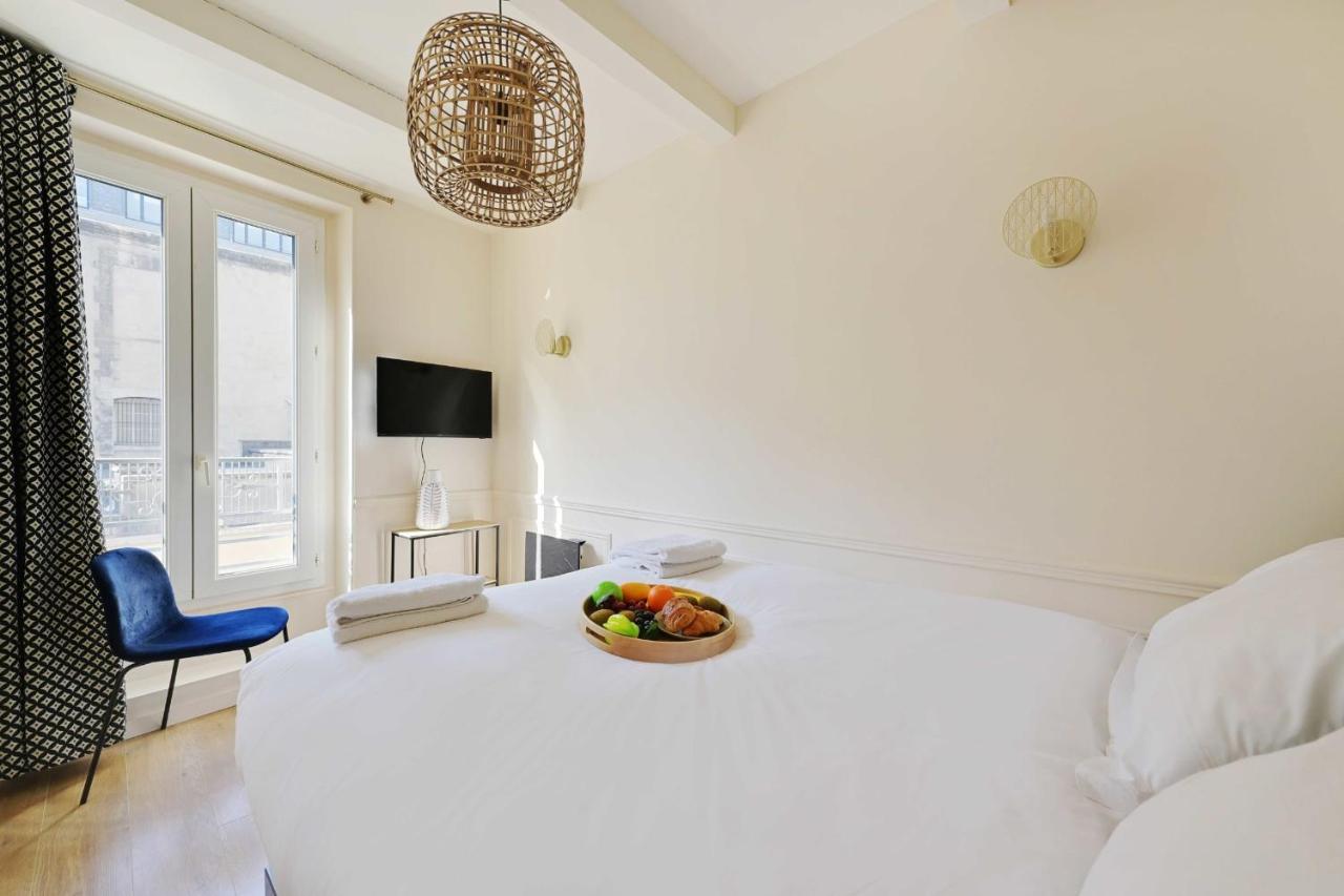 Beautiful 2br4p - Republique Temple Parigi